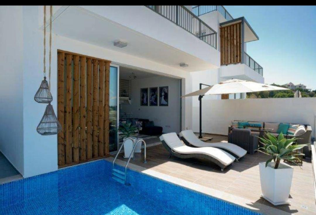 Leonidas Villa Paphos Exteriör bild